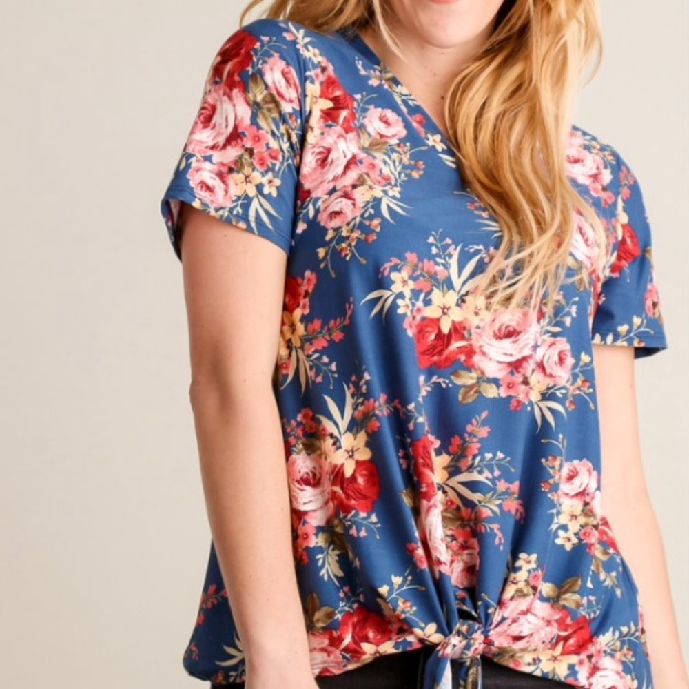 New- Pretty Floral Print Tie Front Tops